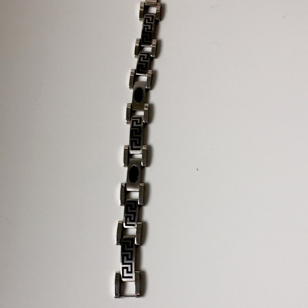 Man / Unisex New 9inch bracelet.